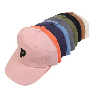 Colección de gorras de béisbol de algodón con bordado P en nueve colores variados