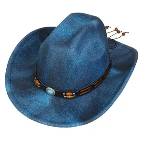 Detailaufnahme des dunkelblauen Cowboyhutes mit Marmortextur und Türkis-Hutband