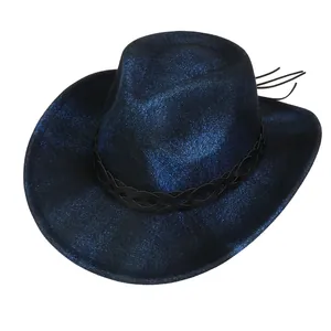 Detailansicht eines dunkelblauen Cowboyhuts mit Glitzerstruktur und schwarzem Flechtband