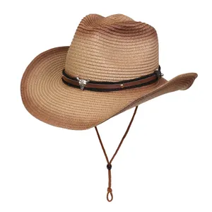 Sombrero vaquero de paja degradado marrón con detalle de cabeza de toro y barboquejo