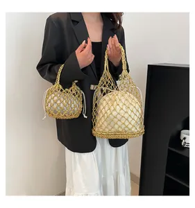 Goldene Metallic-Netztasche mit Kordelzug-Innentasche in zwei verschiedenen Größen