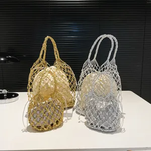 Handgewebte goldene und silberne Netztaschen in verschiedenen Größen mit Kordelzug