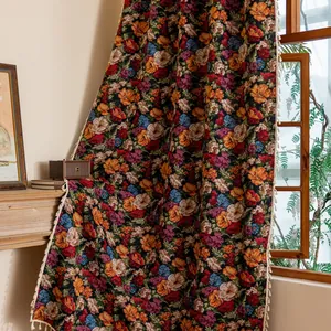 Amerikaans retro bloemengordijn in jacquard olieverfstijl met elegante beige kwastjes