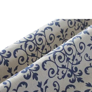 Vintage rond tafelkleed van katoen en linnen met blauw bloemmotief en geweven textuur