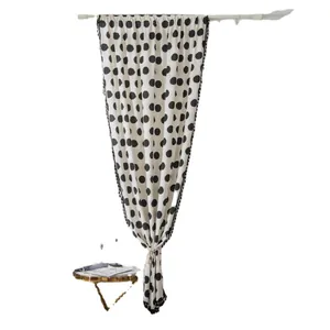 Cortina de algodón y lino con lunares negros y borlas decorativas para decoración hogar