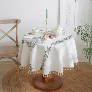 Mantel redondo jacquard barroco nórdico con flecos beige y estampado floral retro