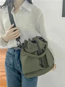 Grote Capaciteit Nylon Trekkoord Emmer Tas Voor Vrouwen Waterbestendig Casual Schoudertas Crossbody Handtas Voor Dagelijks Reizen