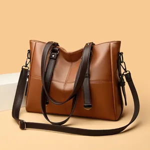 Grand sac cabas en cuir grainé jaune foncé avec double poignée et bandoulière