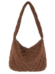 Braune gesteppte Cord-Einkaufstasche mit minimalistischem Hobo-Design für den Winter