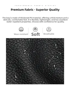 Dettaglio macro della pelle PU nera impermeabile con texture a grana e gocce d'acqua