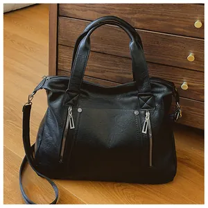 Détails du grand sac cabas vintage en similicuir noir avec fermetures éclair argentées