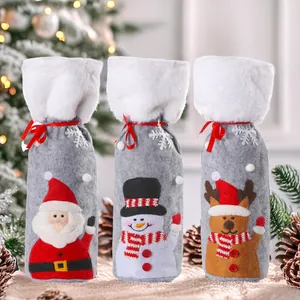 Set di 3 copribottiglie di vino natalizi con Babbo Natale, pupazzo di neve e renna