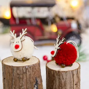 Set de adornos de renos navideños con bolas de felpa y madera para decorar el árbol