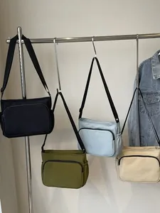 Sacs à bandoulière polyvalents en nylon, plusieurs couleurs, avec design multi-poches et sangle