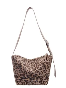 Sac à bandoulière léopard tendance avec sangle réglable et grande capacité de rangement