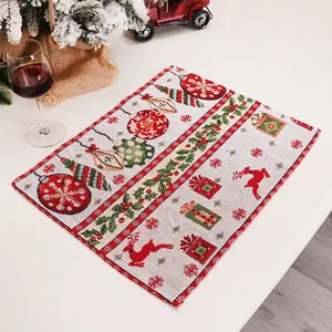 Jacquard kerstplacemat met rendier- en boompatronen voor een feestelijke eettafel decoratie
