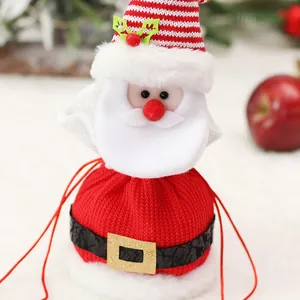 Sacchetto regalo di Natale lavorato a maglia con coulisse per caramelle e decori