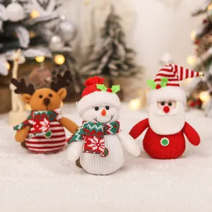 Boules de Noël Poupée en Peluche Tricotée Ornements Père Noël Bonhomme de Neige Renne Pendentif Suspendu Maison Fête Noël Décor Bureau