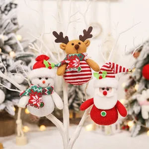 Ensemble de 3 décorations de Noël tricotées avec Père Noël, renne et bonhomme de neige