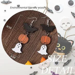 Ξύλινα σκουλαρίκια Halloween με στρώσεις από νυχτερίδα κολοκύθα και λευκό φάντασμα