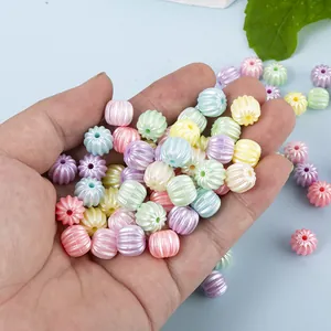 Kleurrijke pompoenvormige macaron plastic kralen voor doe-het-zelf sieraden