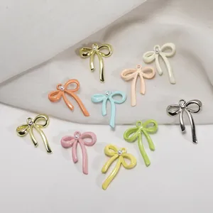 Colgantes de lazo coloridos de aleación con perlas para joyería y accesorios DIY