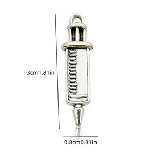 Retro legering medische spuit bedeltje voor DIY sieraden, 3cm hoog met fijne details