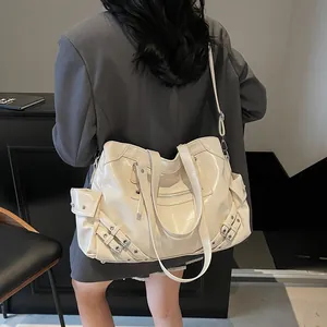 Vintage Rivet Motorcycle Tote Bag For Women Large Capacity PU Leather Shoulder Bag Casual Travel Commuting Handbag