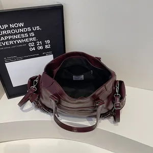 Retro burgundy large tote bag with rivets and adjustable shoulder strap for women