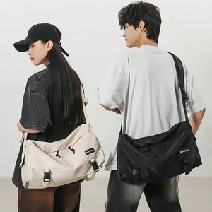 Borsa a tracolla minimalista di grande capacità con tracolla regolabile e fibbia a scatto