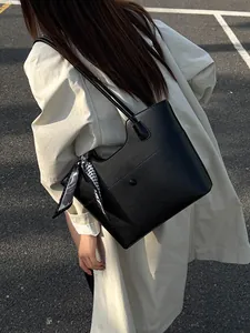 Women Large Capacity Tote Bag PU Leather Casual Commuting Underarm Shoulder Bag Fashion Minimalist Handbag