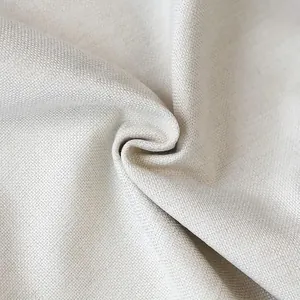 Dettaglio della trama in lino naturale con intreccio visibile per bandiere da giardino