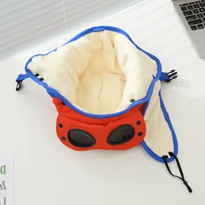 Winter-Fliegermütze für Kinder mit Brille und warmem Plüschfutter in Rot und Blau