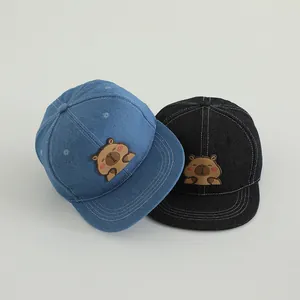Kinder-Snapback-Mützen aus Denim mit Capybara-Patches in Indigo-Blau und Schwarz