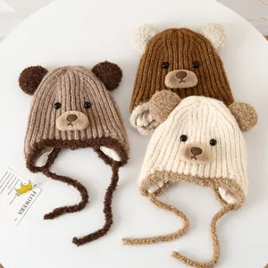 Bonnets en tricot pour bébé avec oreilles d'ours et protège-oreilles en marron et beige