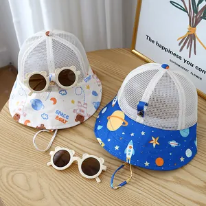 Breathable mesh baby sun hat with star space bear print and decorative goggles