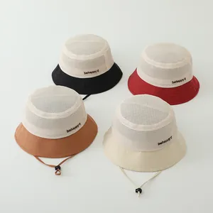 Chapeaux bob respirants pour enfants en quatre couleurs avec broderie et cordons réglables