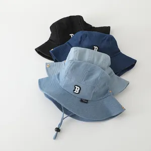 Sombrero de pescador vaquero para niños con bordado letra B y cordón ajustable en 4 colores