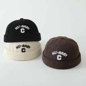 Bonnets en tricot d'hiver pour enfants avec broderie lettre C en plusieurs couleurs