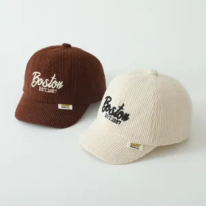 Casquettes de baseball en velours côtelé marron et beige pour bébé avec broderie Boston