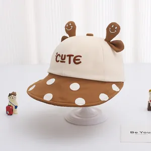 Cappello da sole per neonati con orecchie da gatto e ricamo CUTE in cotone