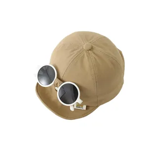 Berretto da baseball kaki per bambini con occhiali decorativi e visiera parasole morbida