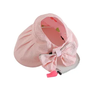 Rosa Kinder-Sonnenhut mit breiter Krempe, großer Schleife, Kirschfutter und Pfeifenkordel