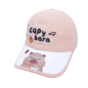 Schnelltrocknende Kinder-Basecap in Pink und Beige mit Capybara-Stickerei für 3-8 Jahre