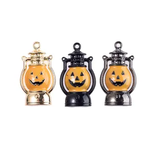 Colgantes de lámpara calabaza Halloween de aleación en tonos oro negro y plata