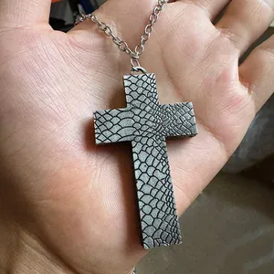Retro double-layer cross pendant necklace with vintage silver finish on o-chain