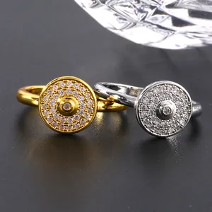 Lujosos anillos de cobre oro y plata con circonitas microengastadas y diseño de ojo