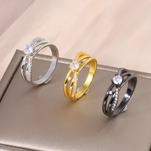 Drielagige infinity ringen met micro-zirkonia in zilver goud en zwart afwerkingen