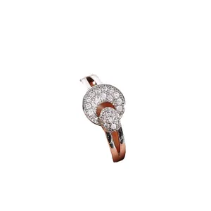 Modern two-tone sun and moon ring with micro-p镶d cubic zirconia in a geometric layout
