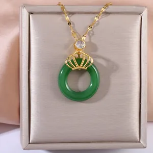 Retro Chinese Style Crown Pingan Kou Pendant Necklace Gold Plated Copper Micro Inlaid Zirconia Faux Jade Donut Necklace Jewelry For Women
